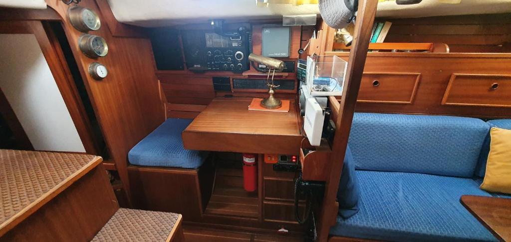Baladin - Dormir sur un voilier By Nuits au Port nuit insolite à Région non trouvée La Rochelle