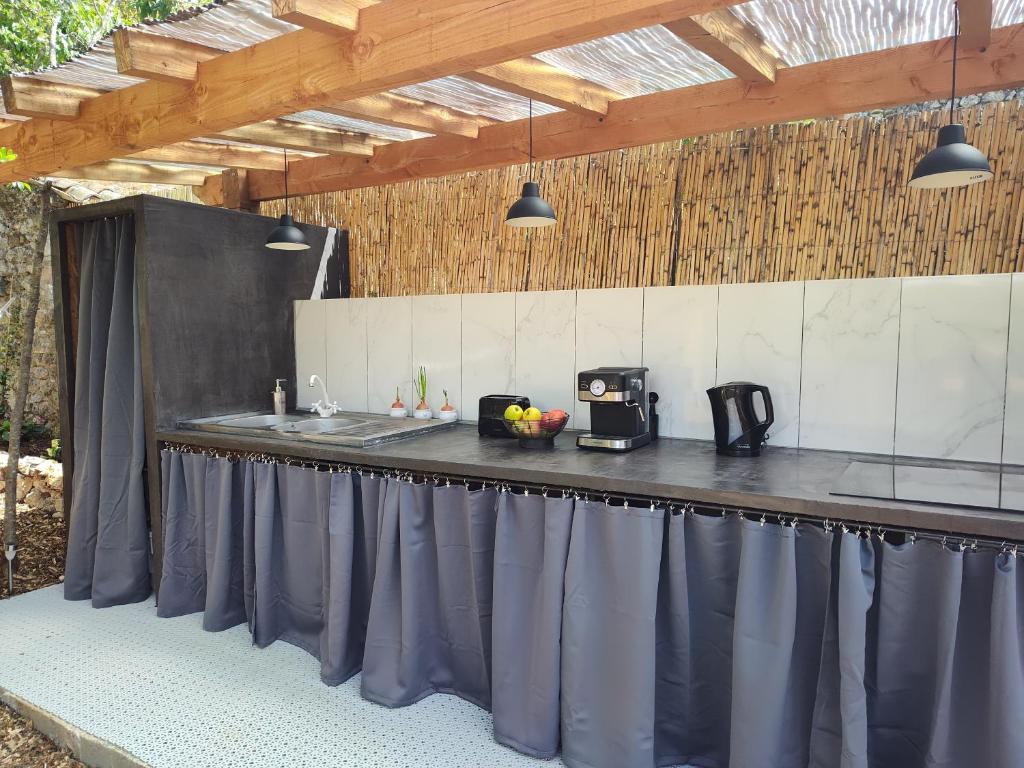 Glamping at Seraphins nuit insolite Languedoc Roussillon Navacelles 13