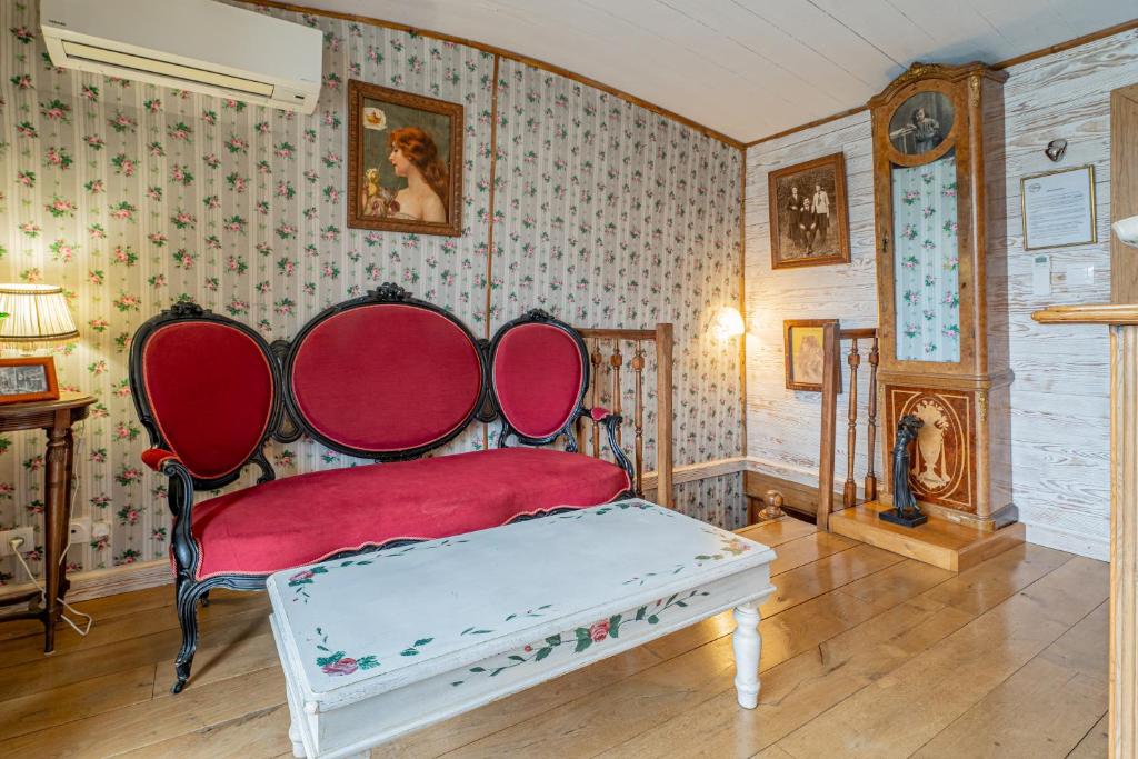La Petite Annick nuit insolite Aquitaine Bordeaux 16
