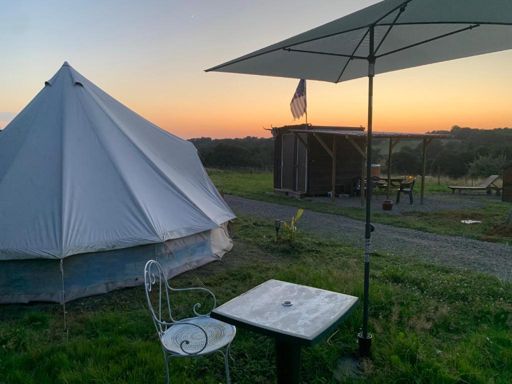 La Tente Tipi au Ranch du Bonheur nuit insolite Region non trouvee Ville non trouvee 12