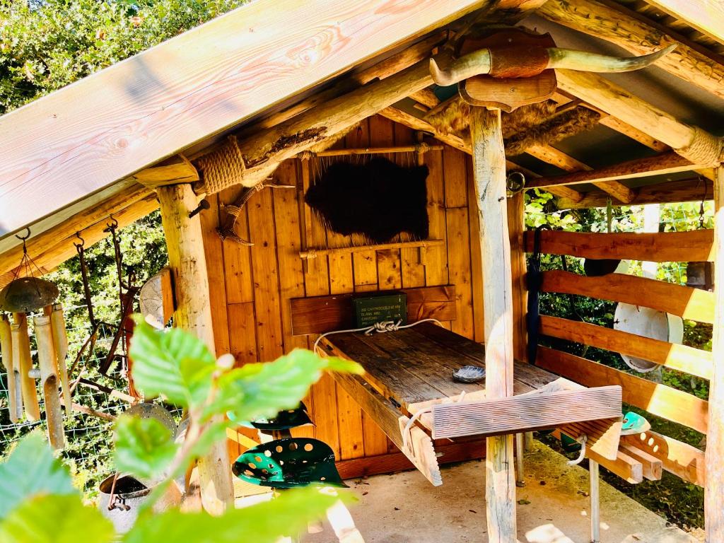 La cabane perchee du trappeur nuit insolite Normandie Ecrainville 13