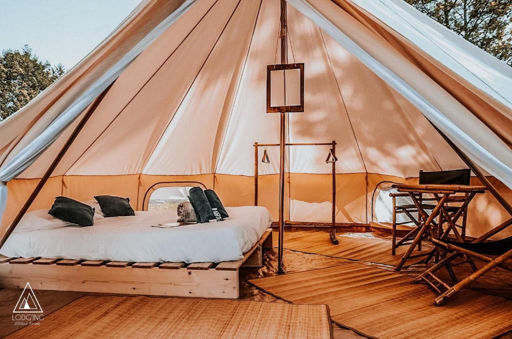 Lodging Nature Camp Chateaux de la Loire nuit insolite Region Centre Cellettes 1