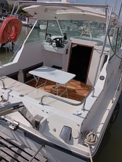 Nuit Insolite sur un Bateau au Coeur de Bordeaux nuit insolite Aquitaine Bordeaux 16