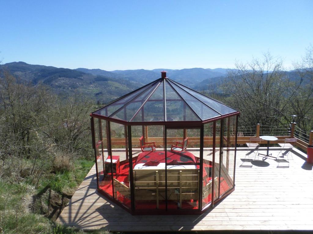 Nuits Dy Cimes Nuit Insolite Bulle SPA nuit insolite Rhone Alpes Jaunac 14