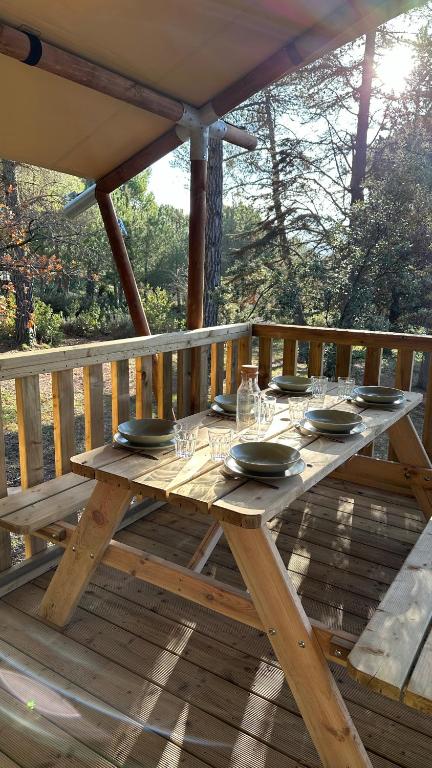 Tente Lodge au Domaine de lAven nuit insolite Languedoc Roussillon Villeneuve Minervois 11