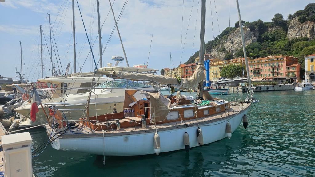 Voilier Santana a Cannes nuit insolite Provence Alpes Cote dAzur Cannes 7