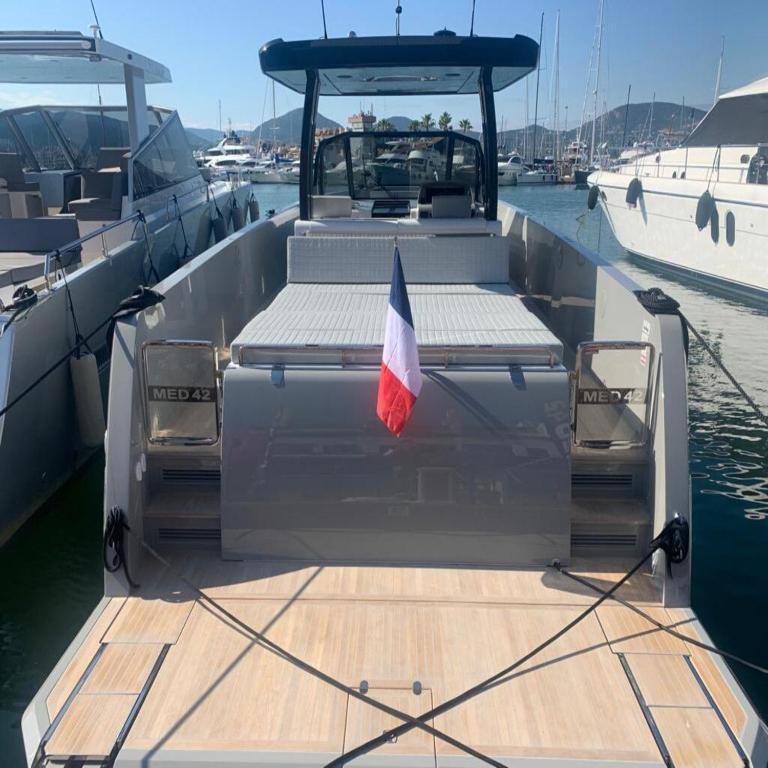 Yacht Med 42 nuit insolite Provence Alpes Cote dAzur Marseille 4